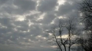 تحذير بحري.. رياح قوية تضرب سواحل المتوسط وتغير مفاجئ في درجات الحرارة الجمعة